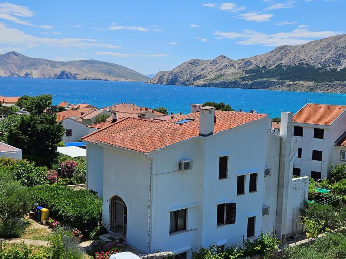 Apartments Trojak Башка Екстер'єр фото